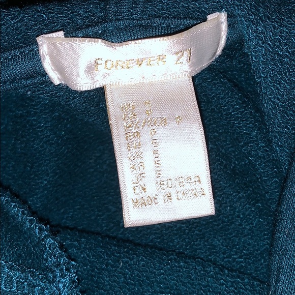 Cropped hoodie - Picture 3 of 3